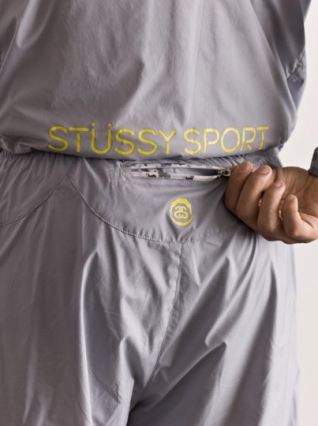 stussy-sport-fallwinter11-collection-18-403x540